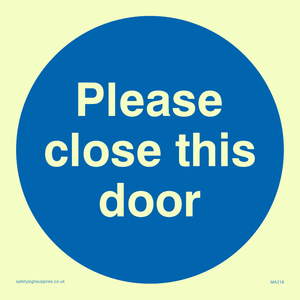 please close this door