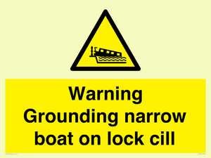 Warning Grounding narrow boat on lock cill
