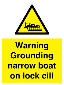 Warning Grounding narrow boat on lock cill