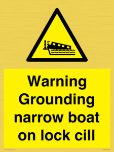 Warning Grounding narrow boat on lock cill