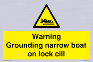Warning Grounding narrow boat on lock cill