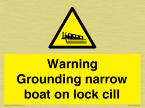 Warning Grounding narrow boat on lock cill