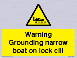 Warning Grounding narrow boat on lock cill
