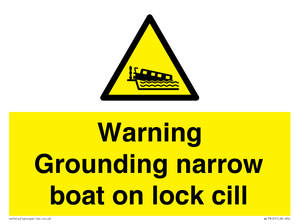 Warning Grounding narrow boat on lock cill