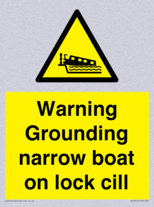 Warning Grounding narrow boat on lock cill