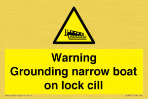 Warning Grounding narrow boat on lock cill