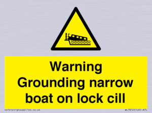 Warning Grounding narrow boat on lock cill