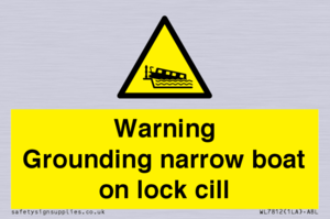 Warning Grounding narrow boat on lock cill