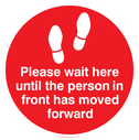 please-wait-here-until-the-person-in-front-has-moved-forward~