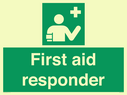 first-aid-responder-~