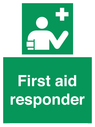 first-aid-responder-~