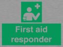 first-aid-responder-~