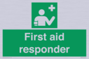 first-aid-responder-~