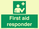 first-aid-responder-~