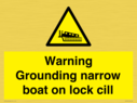 warning-grounding-narrow-boat-on-lock-cill~