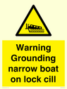 warning-grounding-narrow-boat-on-lock-cill~